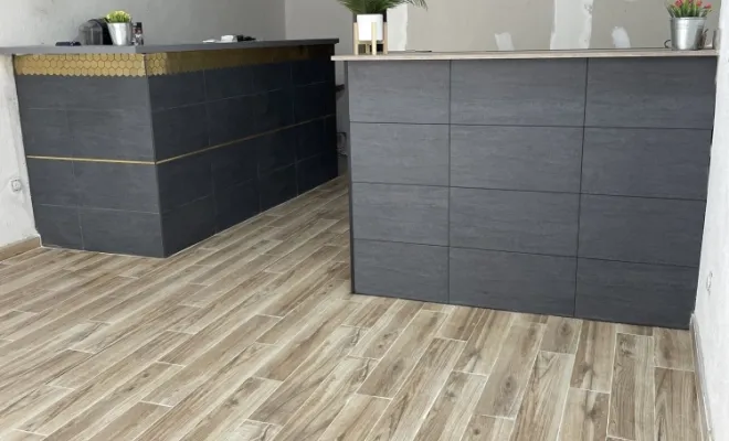 Pose de carrelage imitation parquet au Lavandou, Le Lavandou, Carrelage Mastronicola